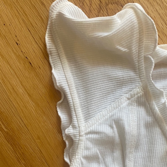 White Ruffled Button-Up Top - Picture 5 of 9